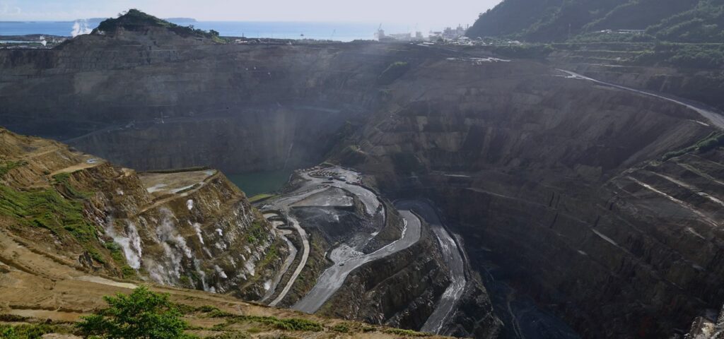 operations.newmont.com